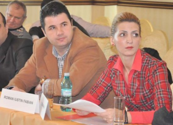 De ce au votat consilierii PDL împotriva majorării preţului la gigacalorie